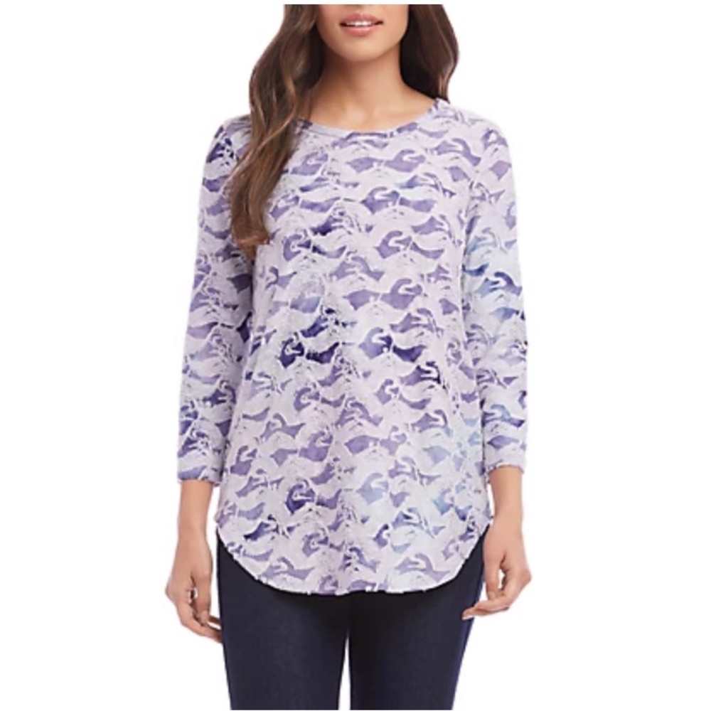 Karen Kane 3/4 sleeve shirttail top